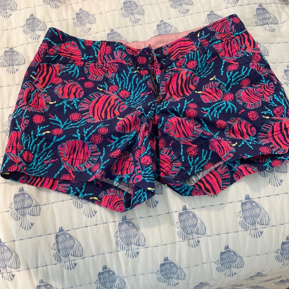 Lilly Pulitzer Callahan short “Jammin” fish print